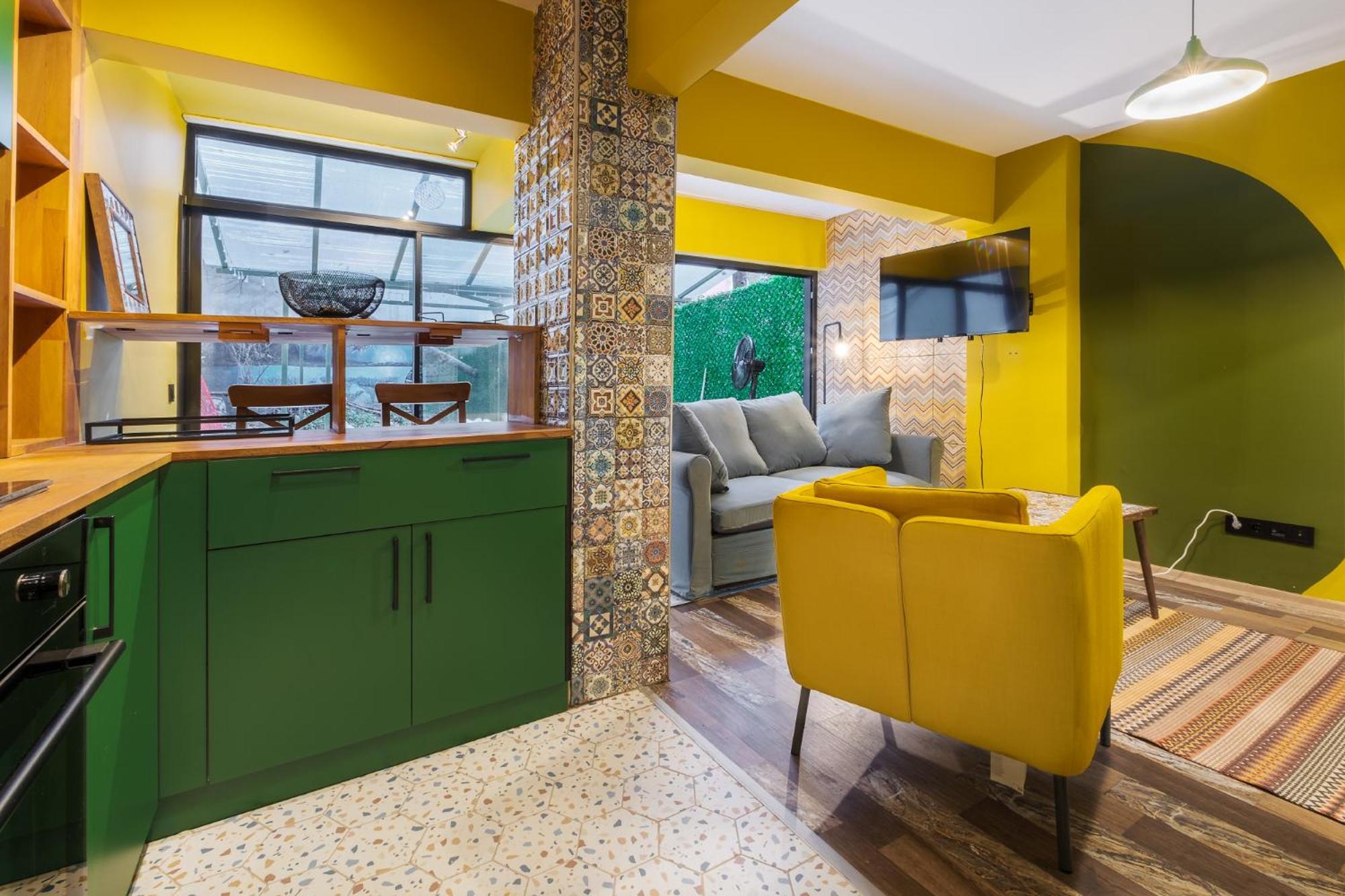 Flat W Jacuzzi And Backyard 6 Min To Kadikoy Coast * İstanbul